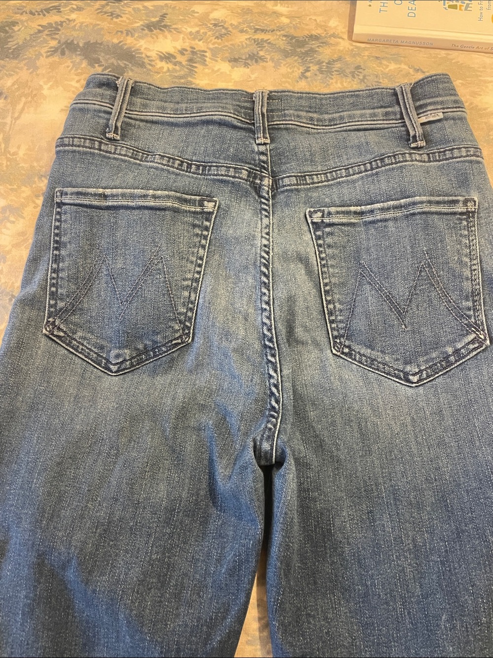MOTHER The Hustler Ankle Fray Jeans - Picture 7 of 7